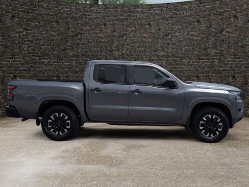 Used 2022 Nissan Frontier S w/ Technology Package AWD/4WD image 3