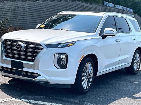 Used 2020 Hyundai Palisade Limited FWD image 2