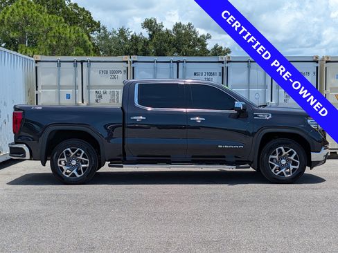 Used 2023 GMC Sierra 1500 SLT w/ SLT Premium Package AWD/4WD image 3