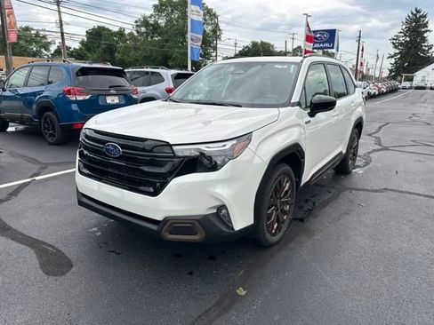 Used 2025 Subaru Forester Sport image 4