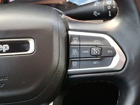 Certified 2022 Jeep Compass Limited w/ Sun and Sound Group image 22