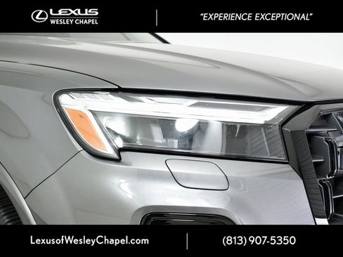 Used 2025 Audi Q7 3.0T Premium Plus image 3