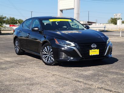 Used 2025 Nissan Altima 2.5 SV