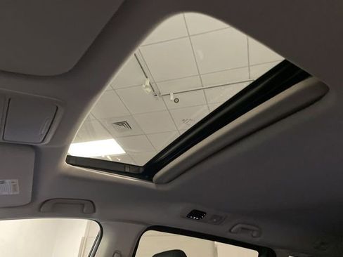 Certified 2025 Honda Odyssey EX-L image 21