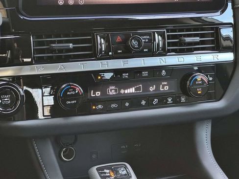 New 2026 Nissan Pathfinder SL image 22