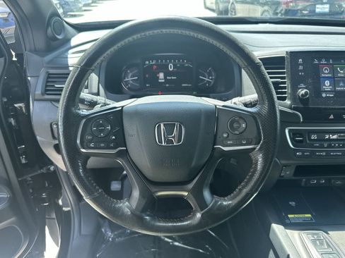 Used 2025 Honda Passport TrailSport image 18