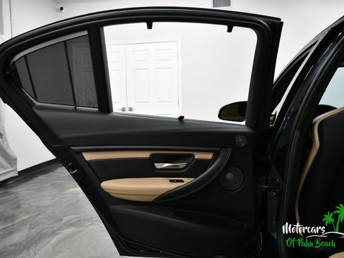Used 2018 BMW M3 RWD image 57