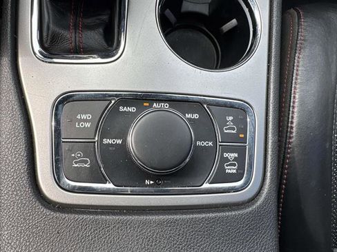 Used 2017 Jeep Grand Cherokee Trailhawk w/ Trailhawk Luxury Group image 44