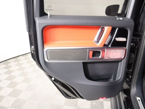 Used 2025 Mercedes-Benz G 550 image 27