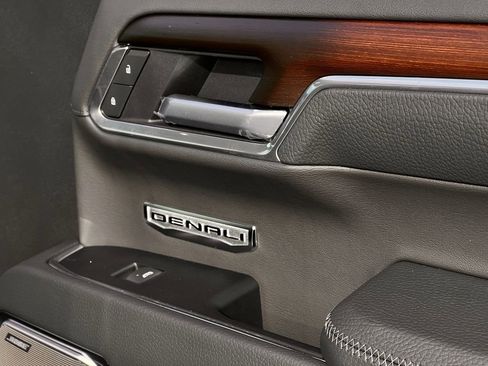New 2026 GMC Sierra 1500 Denali w/ Denali Reserve Package image 24