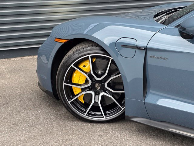 New 2026 Porsche Taycan Turbo AWD/4WD image 12