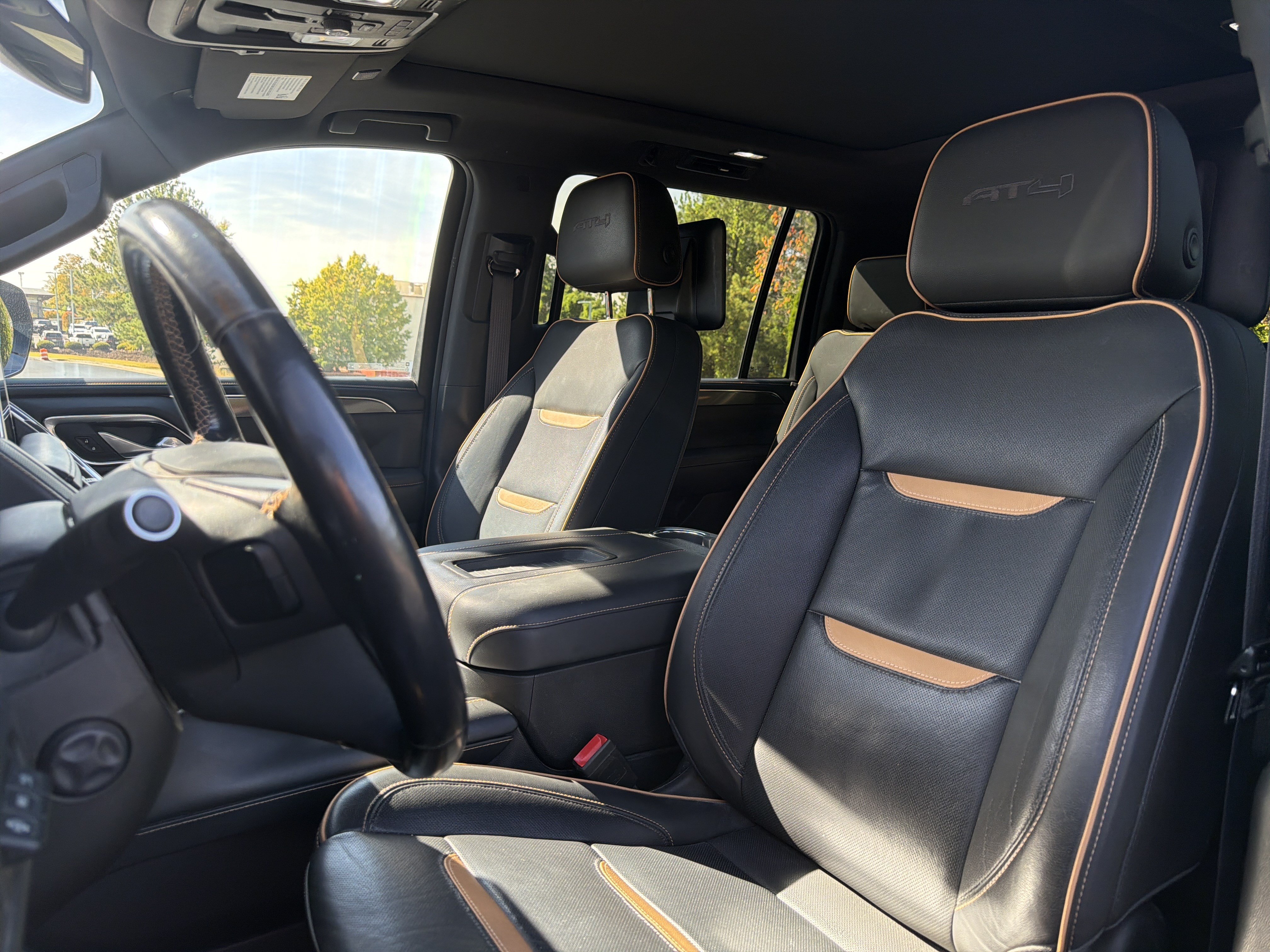 Used 2021 GMC Yukon XL AT4 w/ Rear Media and Nav Package AWD/4WD image 7