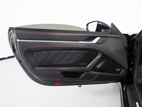 Certified 2022 Porsche 911 Turbo S AWD/4WD image 19