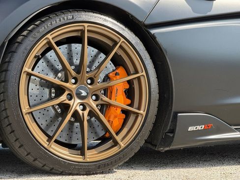 Used 2020 McLaren 600LT Spider RWD image 40
