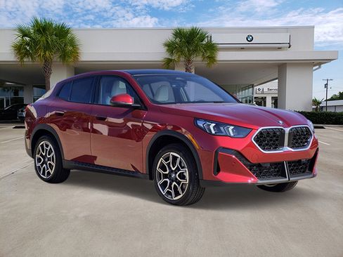 New 2026 BMW X2 xDrive28i w/ Convenience Package image 3