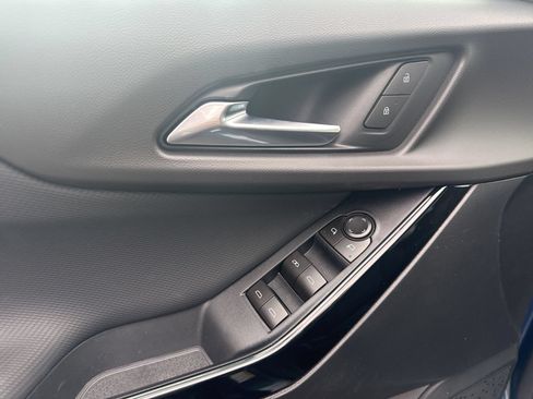 New 2026 Chevrolet Equinox LT w/ Midnight Edition AWD/4WD image 11