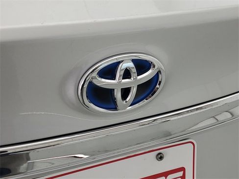 Used 2014 Toyota Avalon XLE Touring image 9