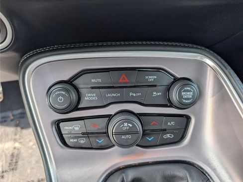 Used 2022 Dodge Challenger R/T Scat Pack RWD image 30