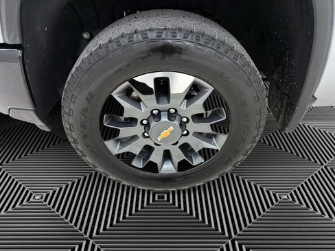 Certified 2026 Chevrolet Silverado 2500 Custom w/ Custom Convenience Package AWD/4WD image 8
