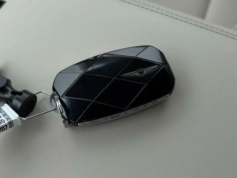 New 2026 Genesis GV70 2.5T Select image 37