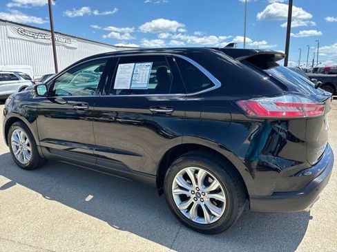Used 2022 Ford Edge Titanium w/ Class II Trailer Tow Package AWD/4WD image 5