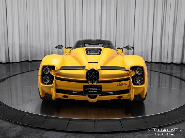 Used 2024 Pagani Utopia RWD image 27