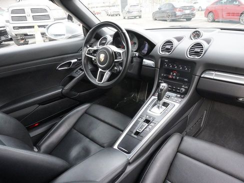 Used 2023 Porsche 718 Boxster S w/ Sport Chrono Package image 33