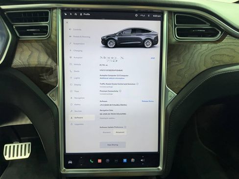 Used 2017 Tesla Model X 75D AWD/4WD image 14