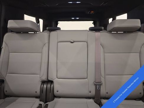 Used 2023 GMC Yukon XL SLT w/ SLT Premium Package AWD/4WD image 25