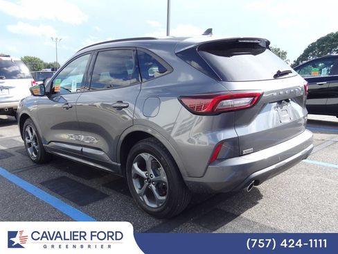 Used 2023 Ford Escape ST-Line w/ Tech Pack #1 AWD/4WD image 5