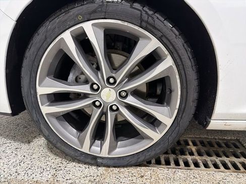 Used 2019 Chevrolet Malibu Premier image 27