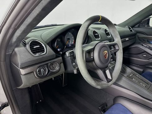 Used 2025 Porsche 718 Cayman GT4 RS image 4