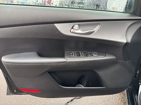 Used 2023 Kia Forte LXS image 15