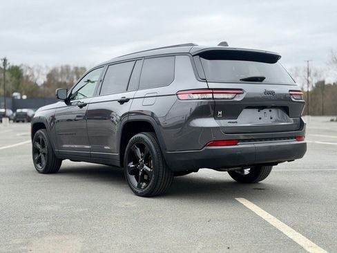 Used 2023 Jeep Grand Cherokee L Laredo AWD/4WD image 4