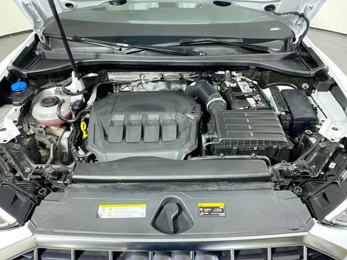 Used 2020 Audi Q3 2.0T Premium Plus w/ Premium Plus Package image 27