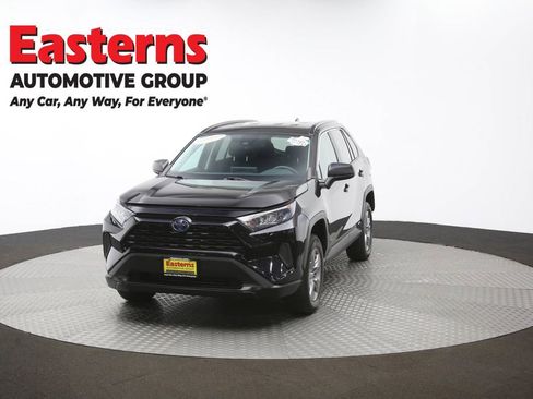 Used 2022 Toyota RAV4 LE image 53