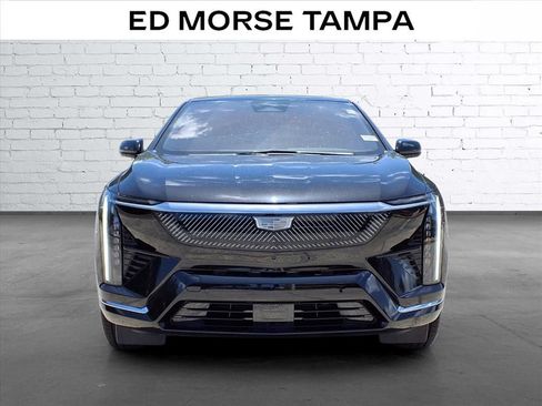 Used 2026 Cadillac Optiq Luxury 1 RWD image 6