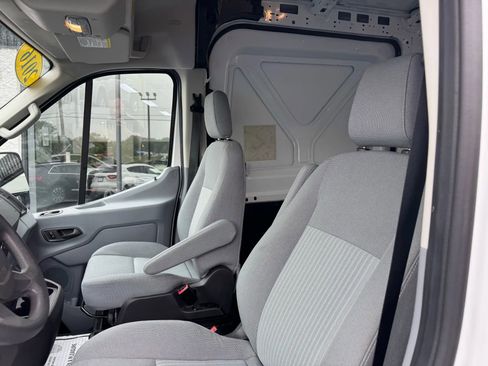 Used 2016 Ford Transit 150 148 Medium Roof image 11