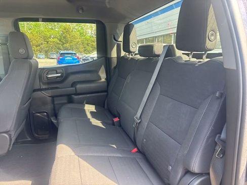 Used 2022 Chevrolet Silverado 1500 Custom image 14