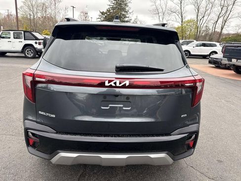 New 2026 Kia Seltos S AWD/4WD image 3