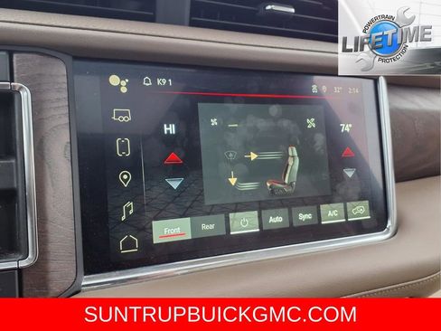 Used 2024 GMC Yukon Denali image 7