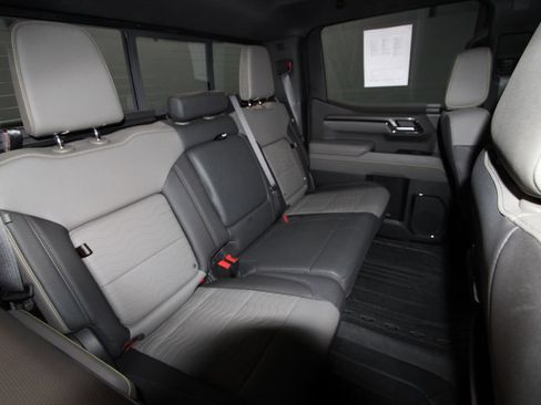 Used 2023 Chevrolet Silverado 1500 ZR2 w/ Technology Package AWD/4WD image 28