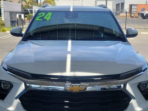 Certified 2024 Chevrolet TrailBlazer LT AWD/4WD image 29