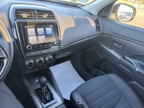 Used 2025 Mitsubishi Outlander Sport SE image 22