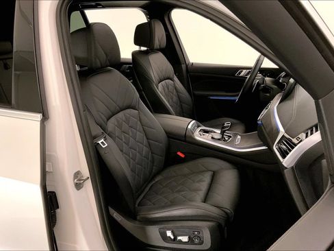 Used 2023 BMW X5 xDrive45e w/ Luxury Seating Package AWD/4WD image 6