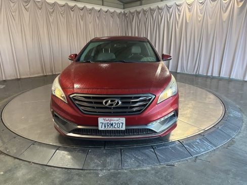 Used 2016 Hyundai Sonata Sport w/ Option Group 02 image 2