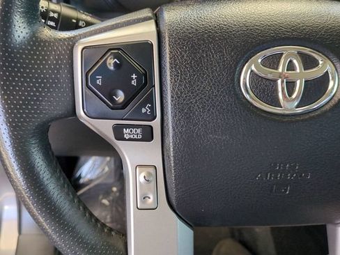 Used 2020 Toyota 4Runner SR5 Premium AWD/4WD image 12