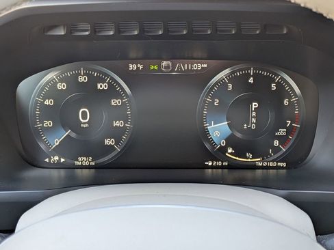 Used 2017 Volvo XC90 T6 Inscription w/ Luxury Package image 18