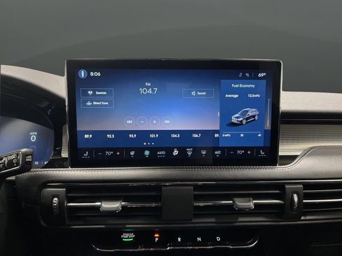 Used 2023 Lincoln Corsair AWD w/ Equipment Group 101A image 19