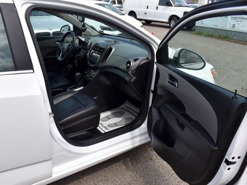 Used 2014 Chevrolet Sonic LTZ image 18
